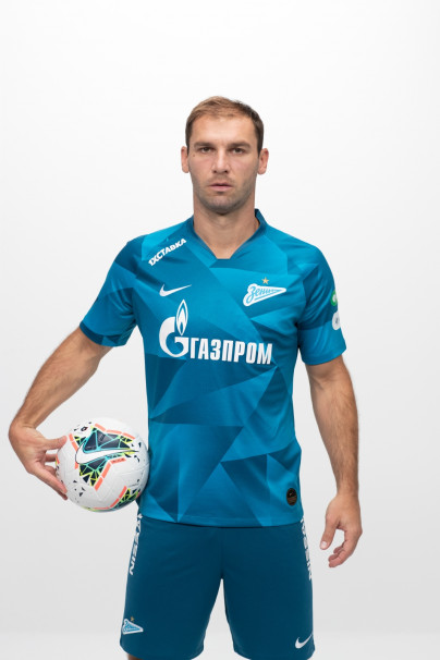 Фотосессия футболистов и тренеров основного состава ФК «Зенит» сезона 2019/20
