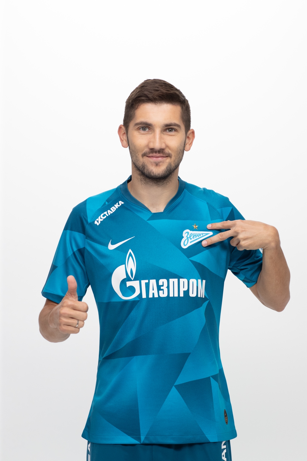 Фотосессия футболистов и тренеров основного состава ФК «Зенит» сезона 2019/20