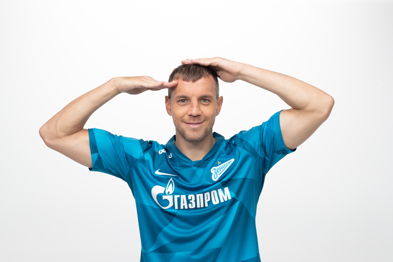 Фотосессия футболистов и тренеров основного состава ФК «Зенит» сезона 2019/20