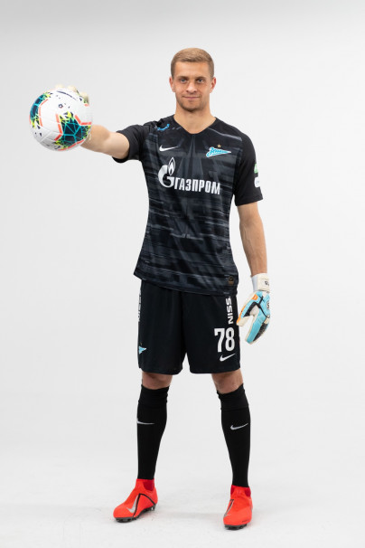 Фотосессия футболистов и тренеров основного состава ФК «Зенит» сезона 2019/20
