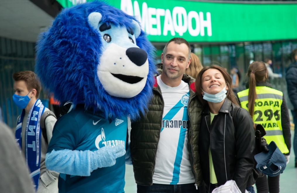 «Фан-променад» перед матчем «Зенит» — «Сочи»