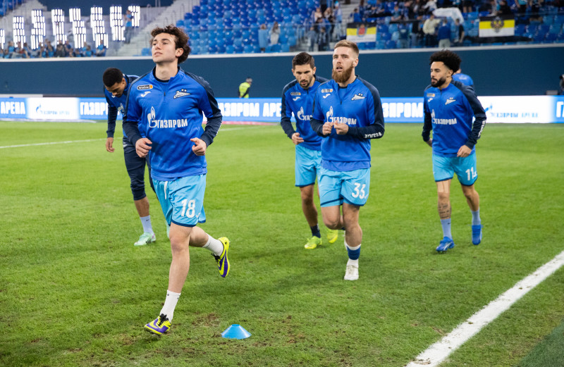 Разминка команды перед матчем «Зенит» — «Пари НН»