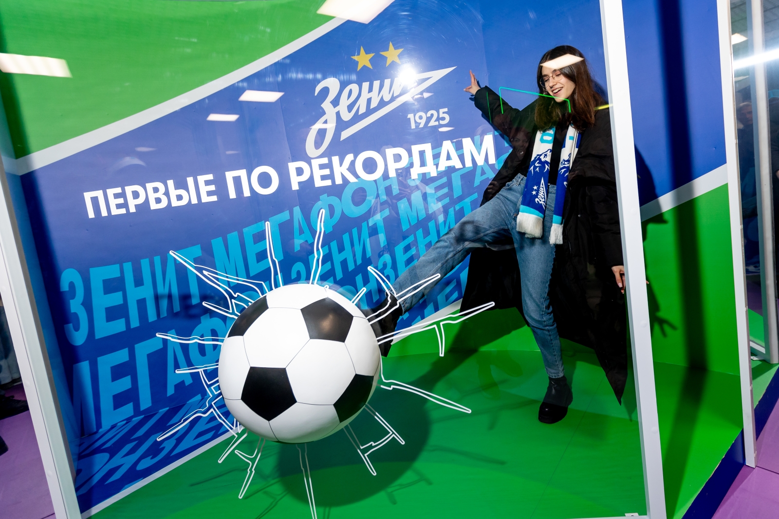 Фан-променад перед матчем «Зенит» — «Спартак»